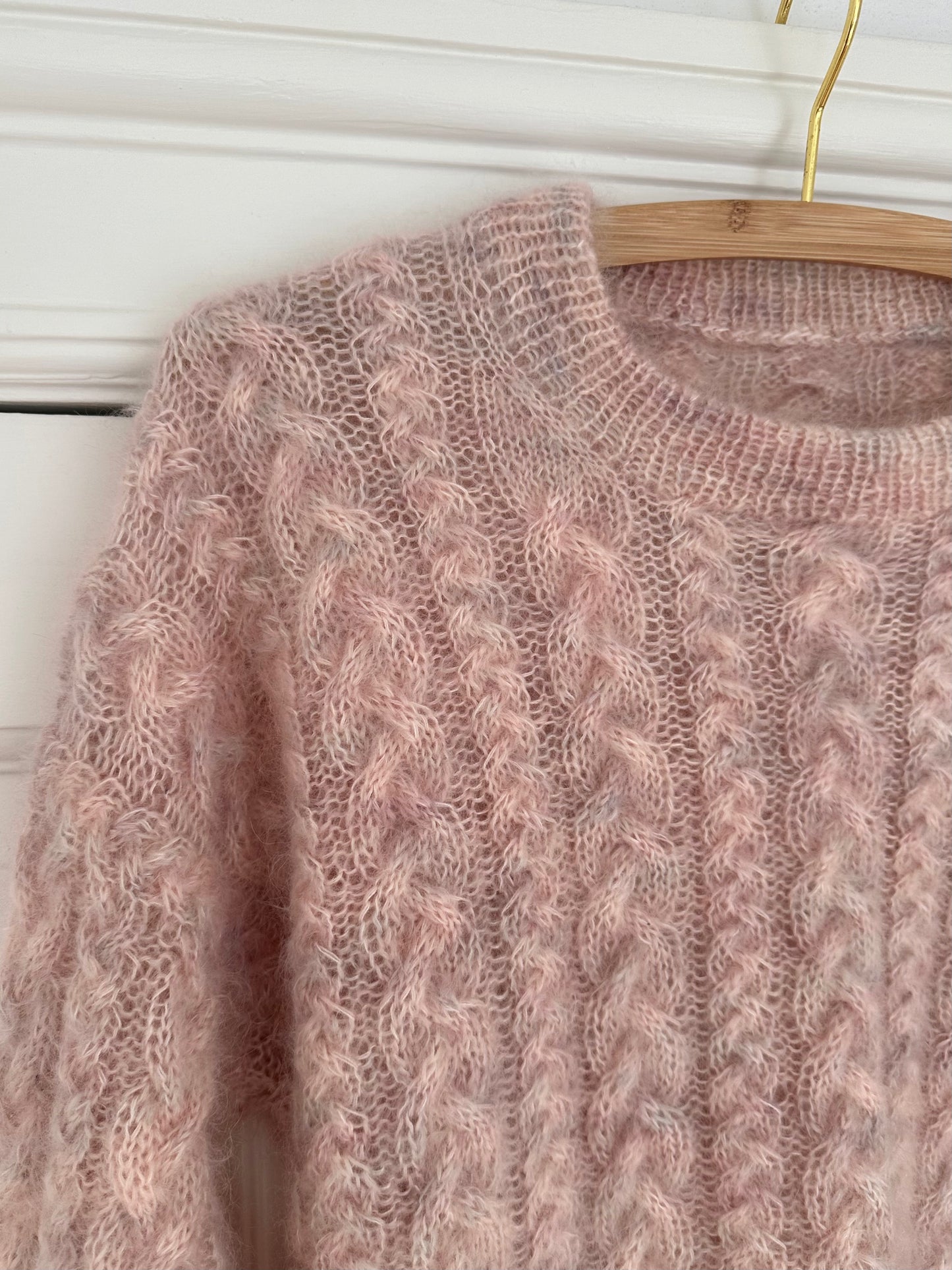 Pachira Sweater Fluffy - English