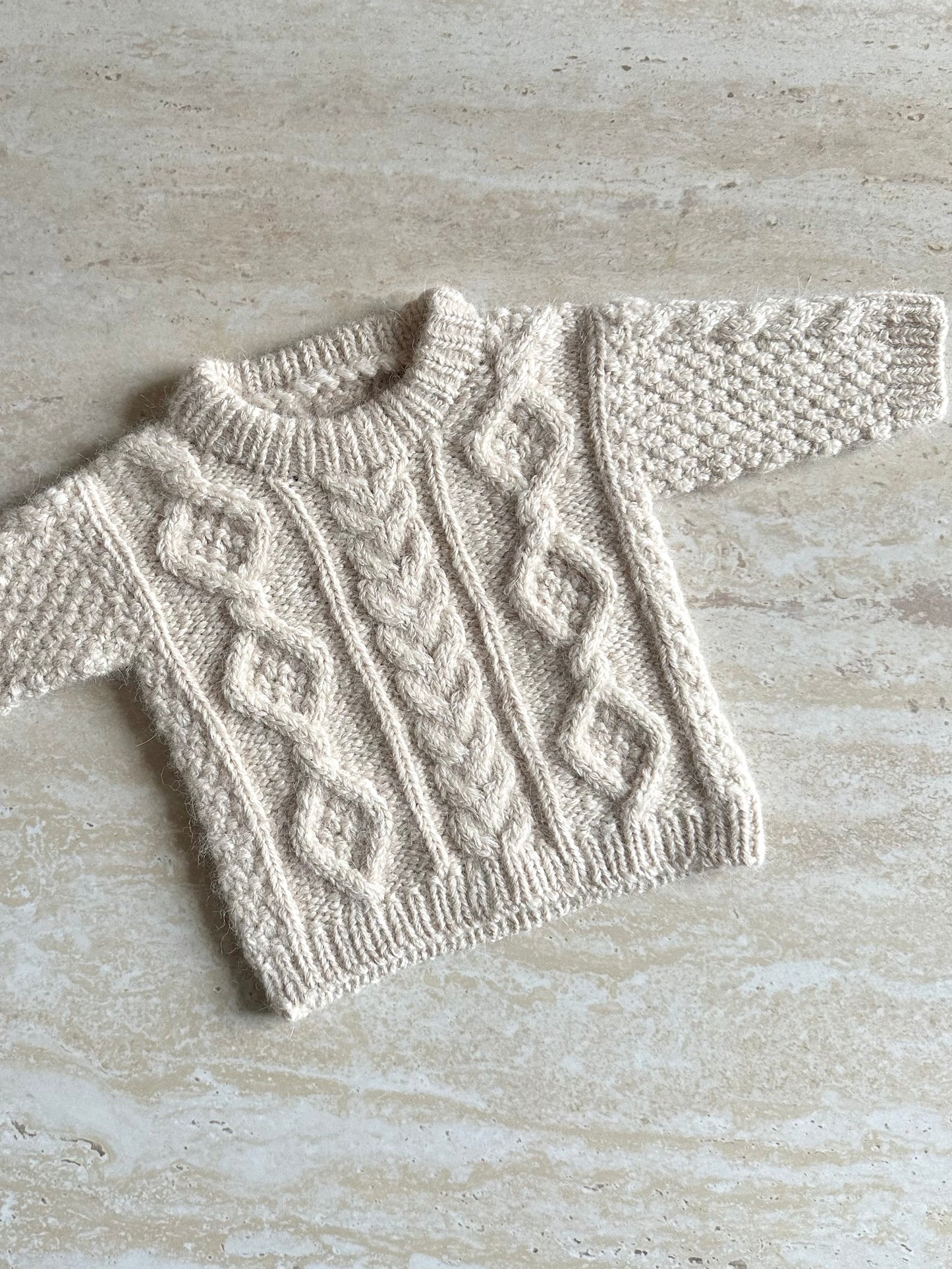 Wire Sweater Mini - English