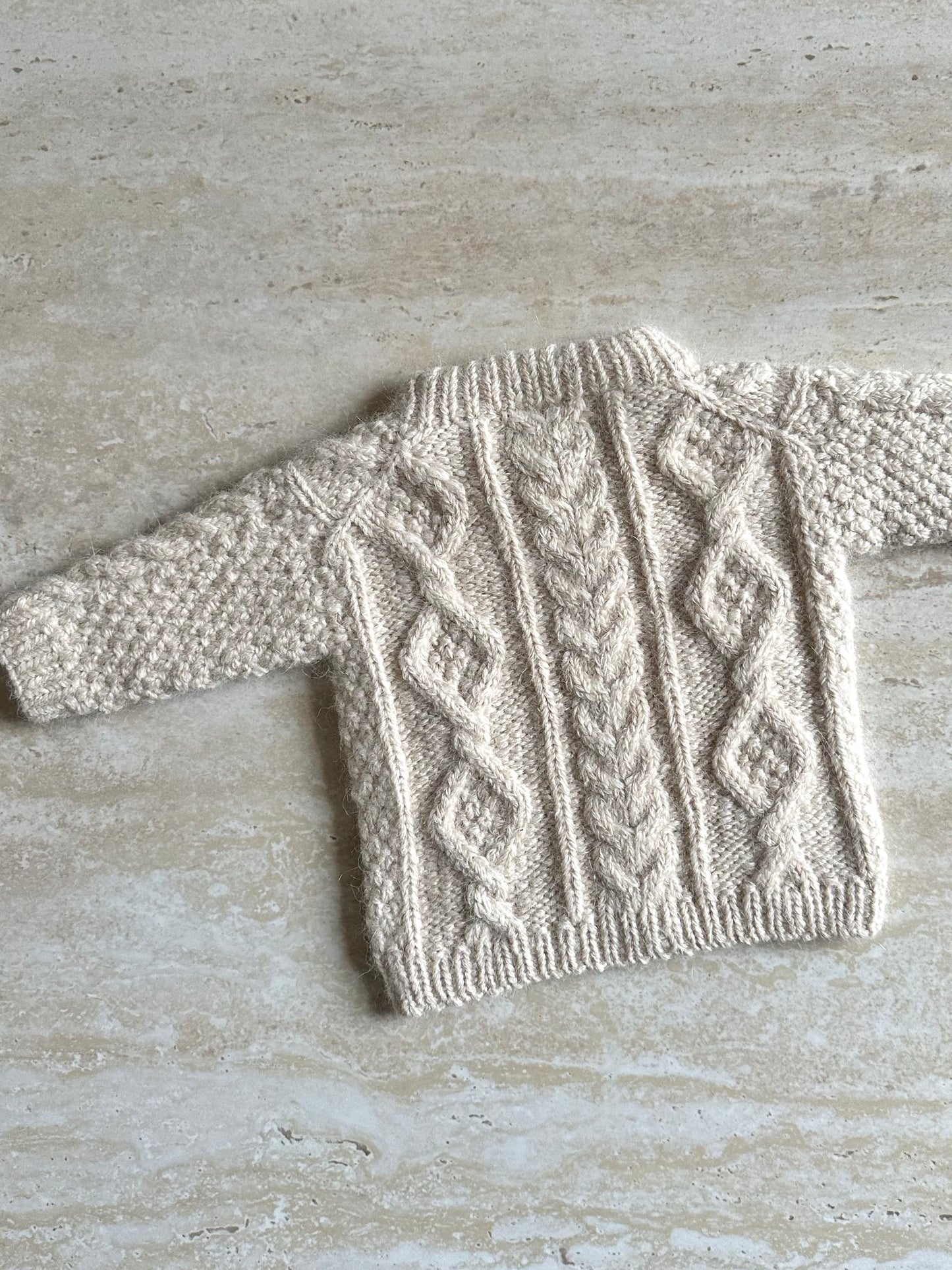 Wire Sweater Mini - English