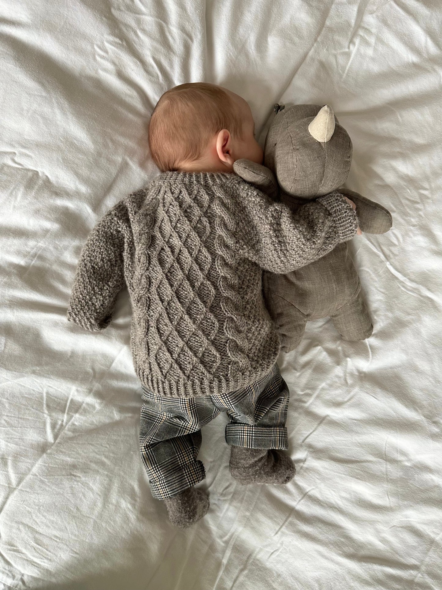 Swirl Sweater Baby - English