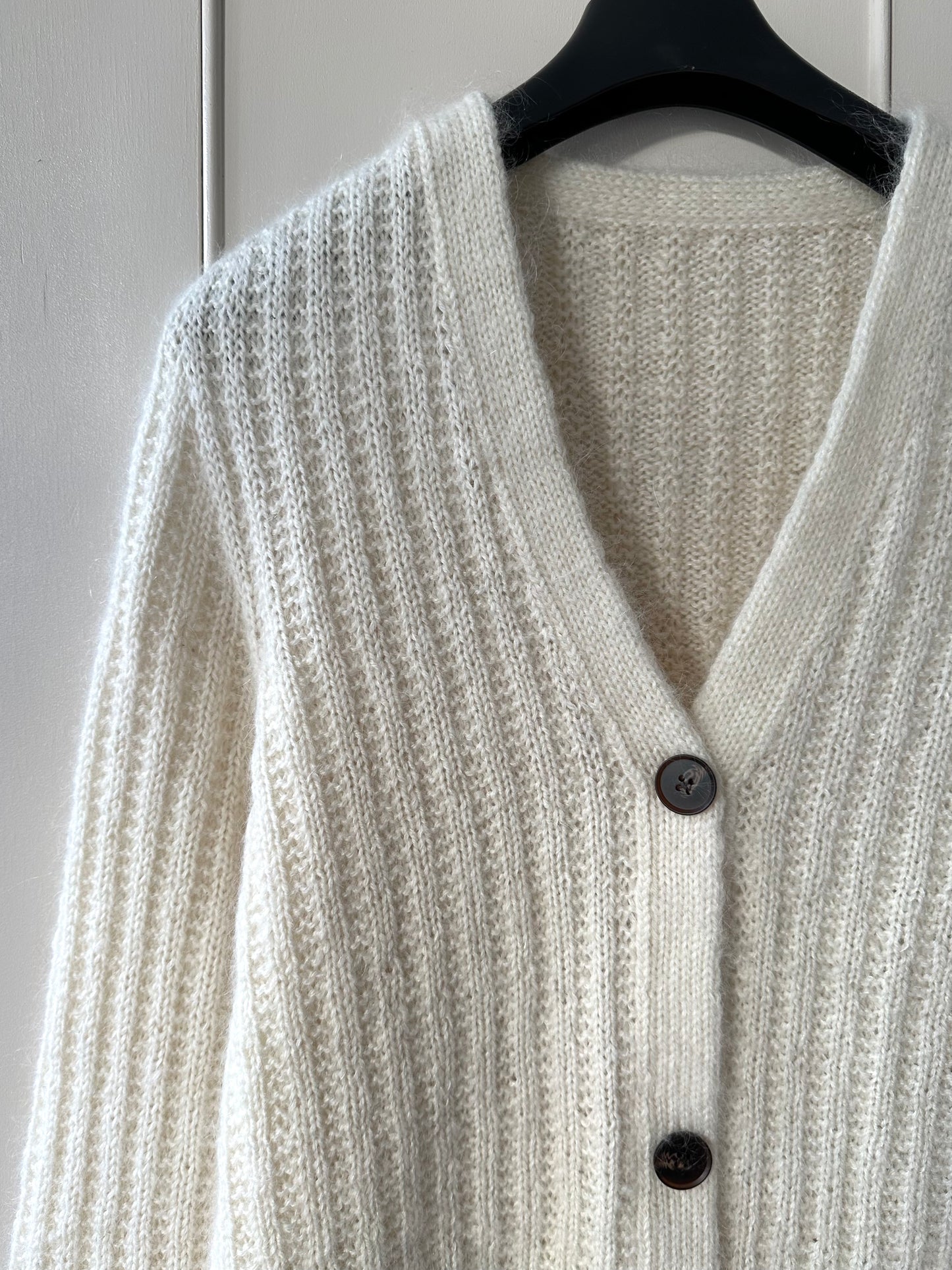 Cardamom Cardigan - English