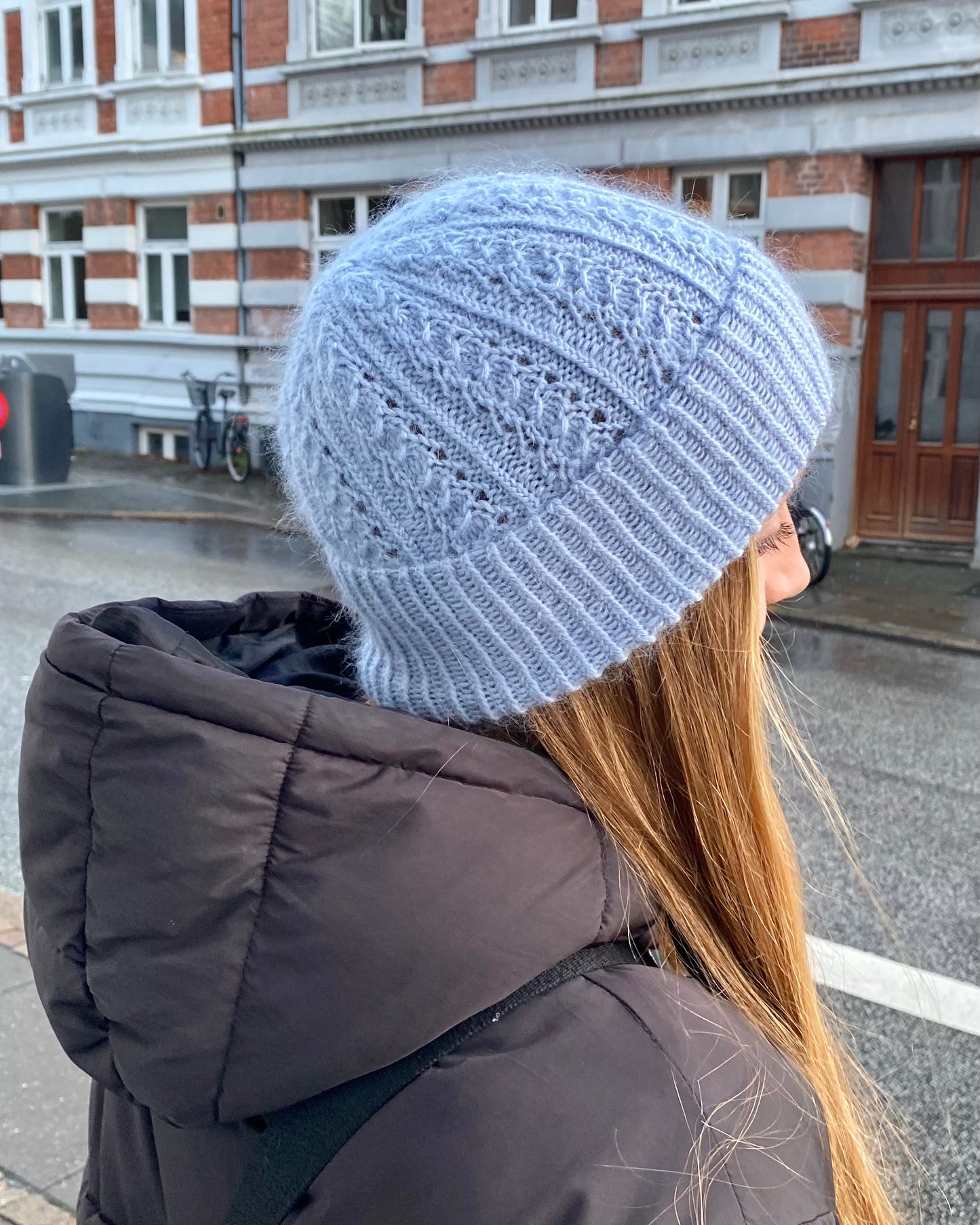 Shell Beanie - English