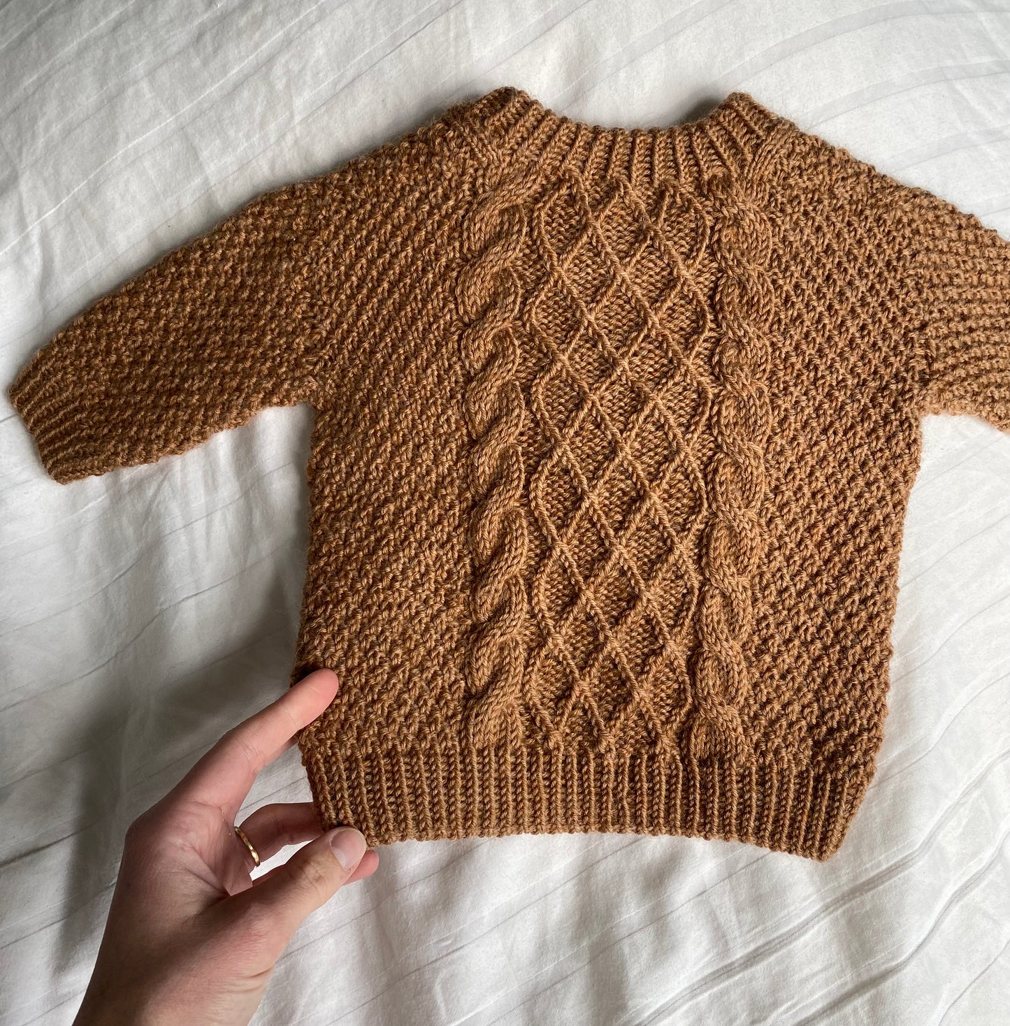 Swirl Sweater Baby - English