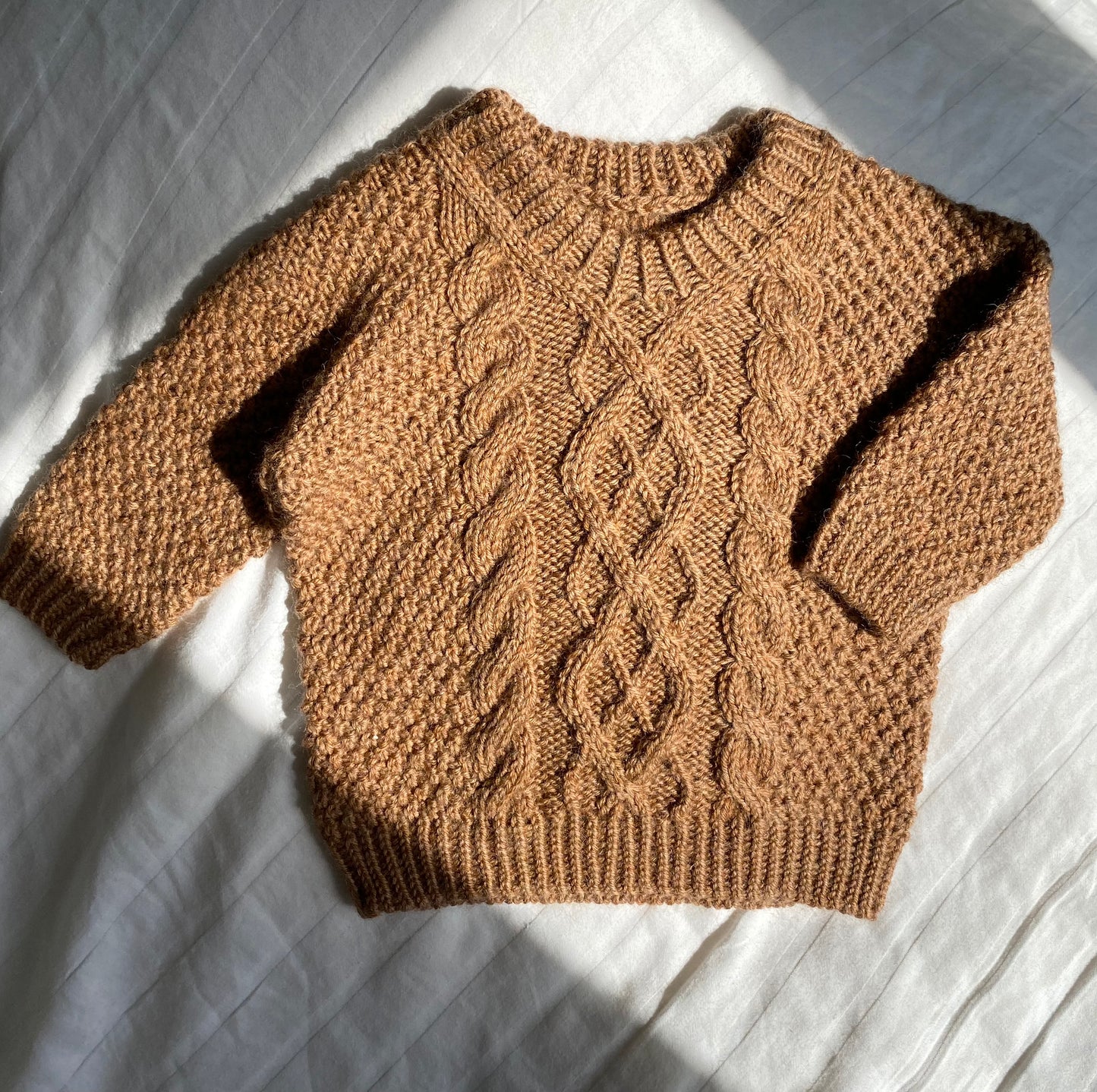 Swirl Sweater Baby - English